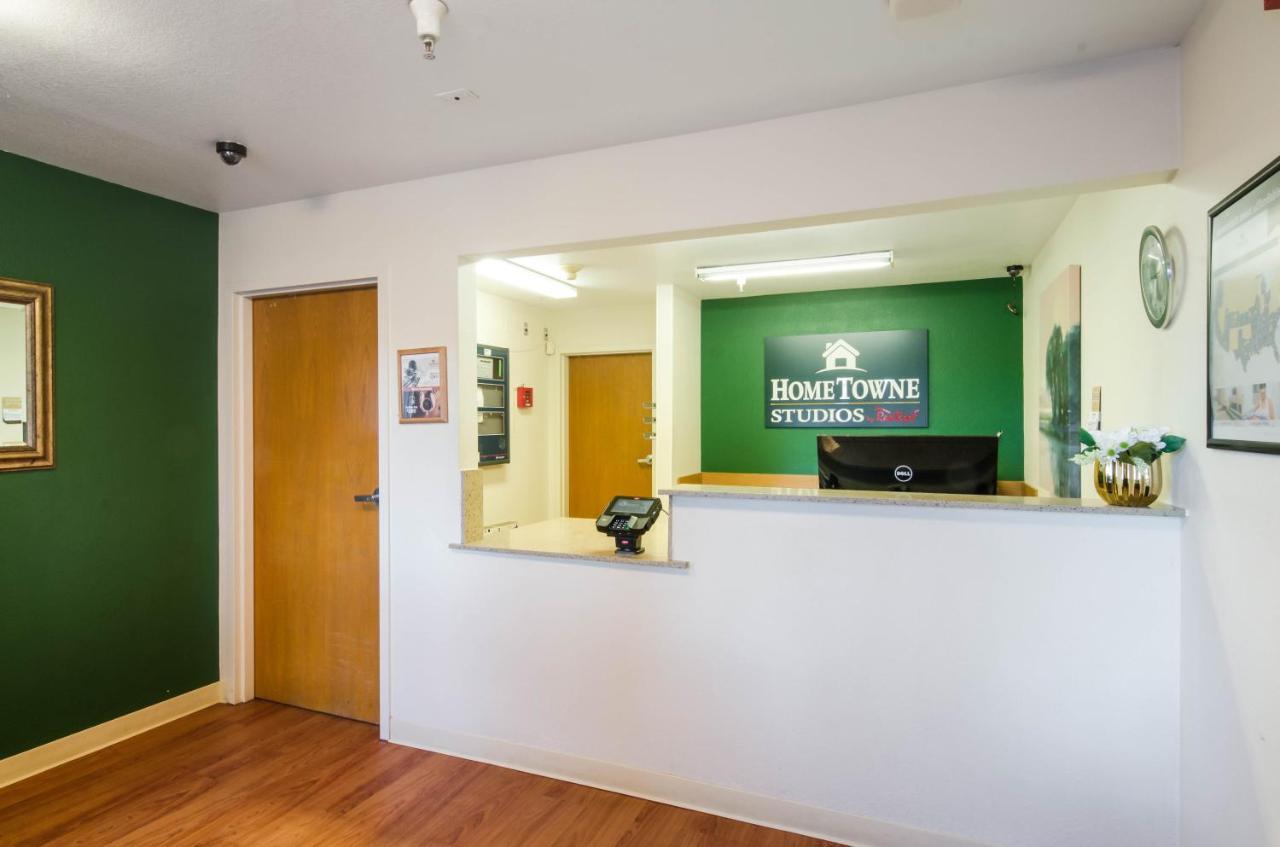 Hometowne Studios By Red Roof Denver - ثورنتون المظهر الخارجي الصورة